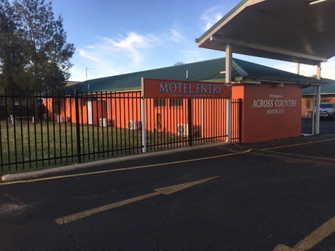 Across Country Motor Inn - Hotel Accommodation 1