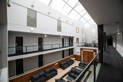 Madison Capital Executive Apartments - Hotel Accommodation 2