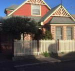 3 batten street - Hotel Accommodation