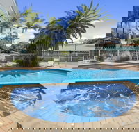 Comfort Hotel Pacific Cleveland - Hotel Accommodation