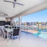 Absolute Beachfront Holiday House - Hotel Accommodation 0