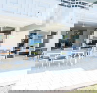 Frangipani 5 on Hamilton Island - Hotel Accommodation