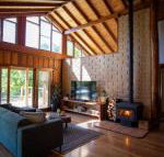 Carawirry Forest Escape - Hotel Accommodation