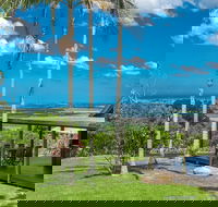 Your Luxury Escape - Cedar View - Hotel Accommodation