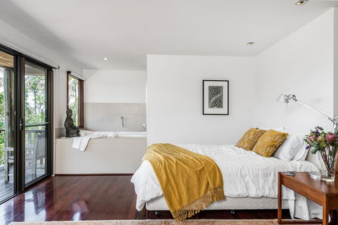 Your Luxury Escape - Cedar View - Hotel Accommodation 6