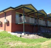 Tenterfield Golf Club Fairways Lodge - Hotel Accommodation