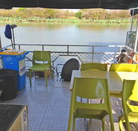 Mary River House Boats - Hotel Accommodation