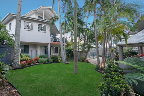 Gosamara Apartments Byron Bay - Hotel Accommodation 1