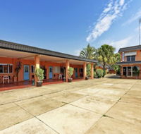 Riviera Motel Bundaberg - Hotel Accommodation