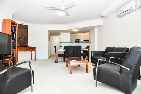 Founda Gardens Apartments - Hotel Accommodation 5