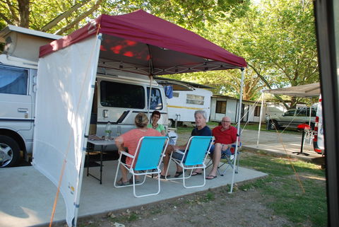 Beechworth Lake Sambell Caravan Park - Hotel Accommodation 2