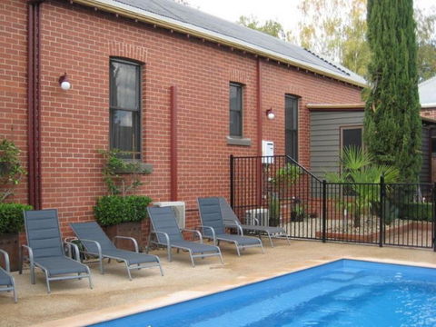 Finches Of Beechworth - Hotel Accommodation 1