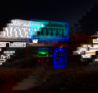 White Lanterns Motel - Hotel Accommodation