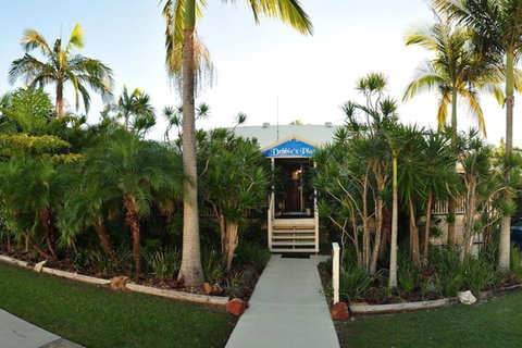 Debbie's Place - Hotel Accommodation 2