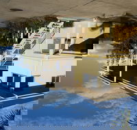 Hastings Cove Waterfront Holiday Apartments