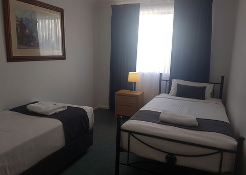 Mid City Motor Inn - Hotel Accommodation 5