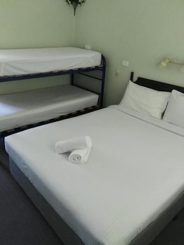 Bushmans Retreat Motor Inn - Hotel Accommodation 2