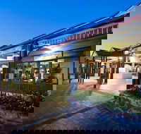 Treetops Seaview Montville - Hotel Accommodation