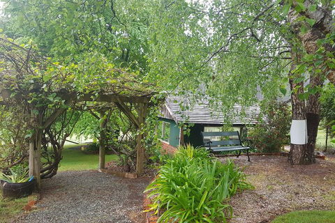 Glenbrook House And Cottage - Hotel Accommodation 2