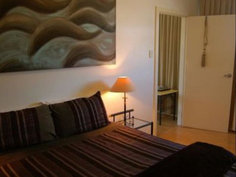 Port Lincoln Holiday Apartments - Hotel Accommodation 2