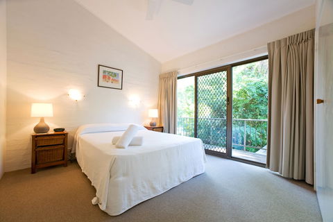 Caralina Court - Hotel Accommodation 1
