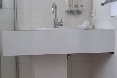 Chaparral Motel - Hotel Accommodation 6