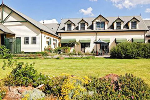 Melba Lodge - Hotel Accommodation 4