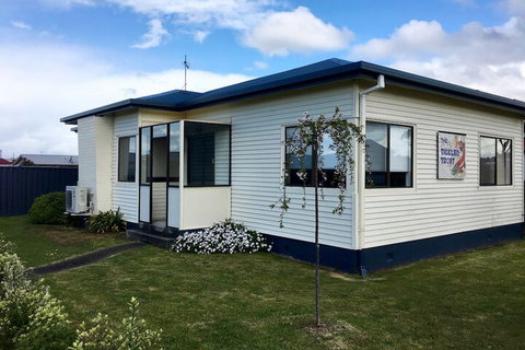 The Tickled Trout - Hotel Accommodation 5