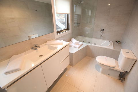 Points South By The Sea - Hotel Accommodation 5
