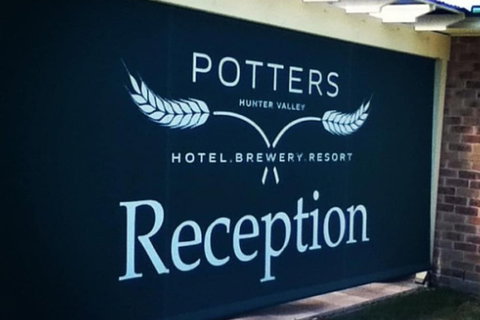 Potters Apartments - Hotel Accommodation 1