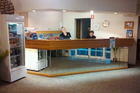 Blue Pacific Motel Swansea - Hotel Accommodation 1