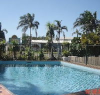 White Lanterns Motel - Hotel Accommodation