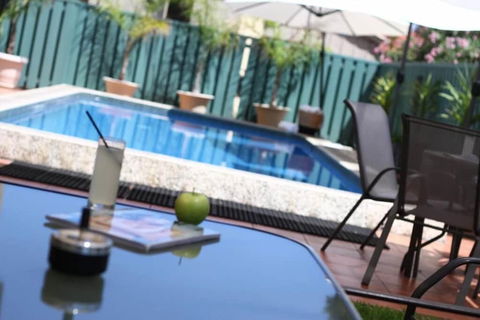 Adelaide International Motel - Hotel Accommodation 2