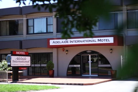 Adelaide International Motel - Hotel Accommodation 0