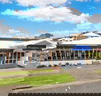 Comfort Inn Cairns City - Hotel Accommodation