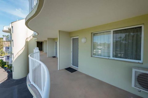 Cabarita Lake Apartments - Hotel Accommodation 2