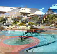 Mercure Bunbury Sanctuary Golf Resort - Hotel Accommodation