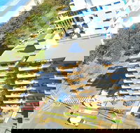 Wyuna Beachfront Holiday Apartments - Hotel Accommodation