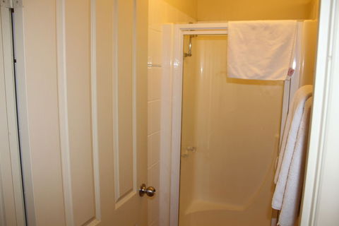 Nireeda Apartments Geelong - Hotel Accommodation 6