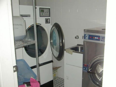 Sinclairs City Hostel - Hotel Accommodation 2