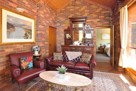 Langbrook Estate Cottages - Hotel Accommodation 5