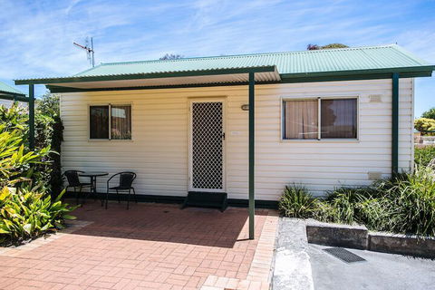 Albany Gardens Tourist Park - Hotel Accommodation 4