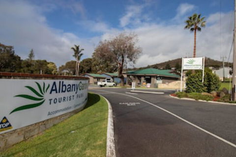 Albany Gardens Tourist Park - Hotel Accommodation 0