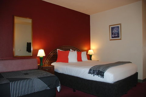 Commodore Motor Inn Albury - Hotel Accommodation 5