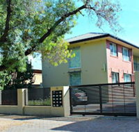 Adelaide DressCircle Apartments Childers Street - Hotel Accommodation