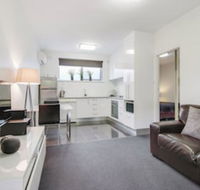 Adelaide DressCircle Apartments Sussex St - Hotel Accommodation