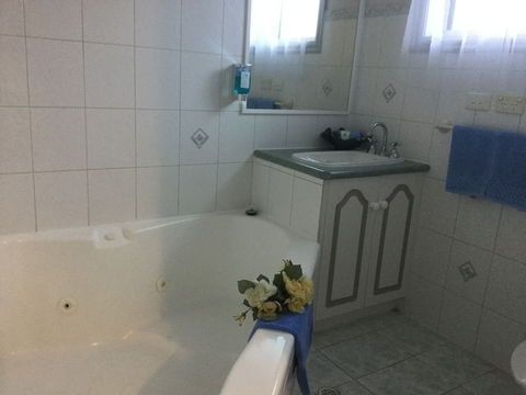 Anchor Belle Motel - Hotel Accommodation 4