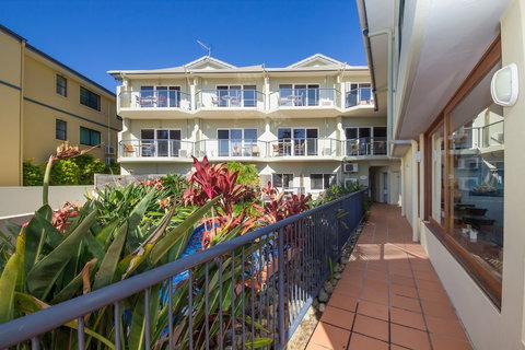 Yamba Beach Motel - Hotel Accommodation 0