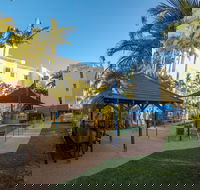 Tripcony Quays Apartments - Hotel Accommodation