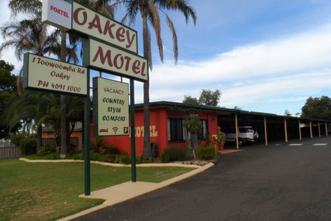 Oakey Motel - Hotel Accommodation 1